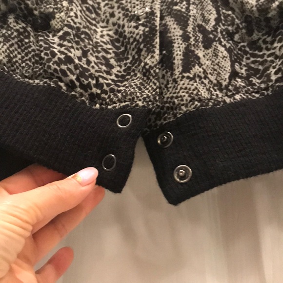 Cardigan - Picture 4 of 5